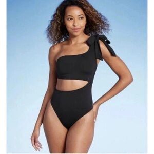 ⭐️ SHADE & SHORE NWT Black One Shoulder Bow Cut Out One Piece Swimsuit